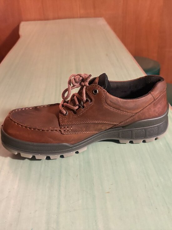 WORN ONCE Mens Ecco Track Gore Tex Waterproof Comfy Shoes Size 46 12 / 12.5 main image 4